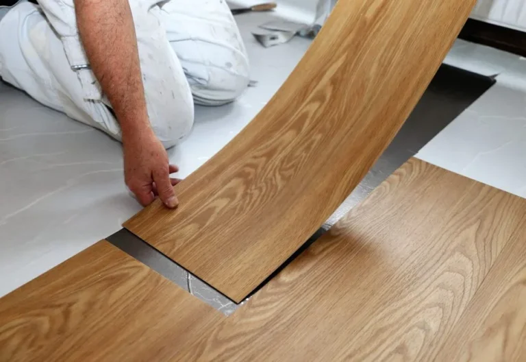 revêtement de sol PVC adhésive